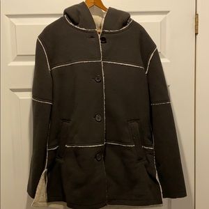 Cozy jacket with fuzzy inside